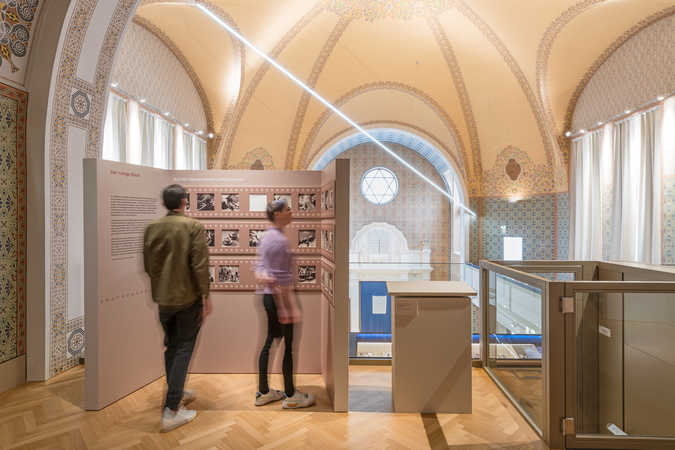 „Ausstellungsansicht Kurt Bardos“ © NÖ Museum Betriebs GmbH / Klaus Pichler
